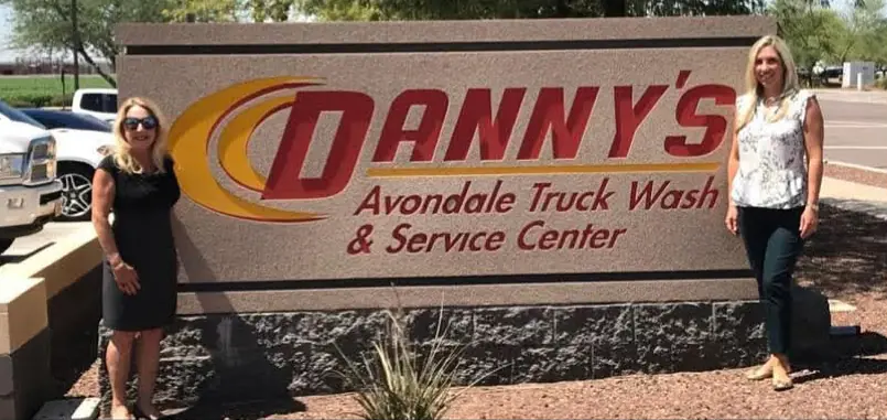 Dannys Avondale Truck Wash and Service Center Heather and Vicki Hendon